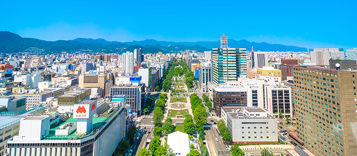 札幌の美容クリニック_男性のクマ取り